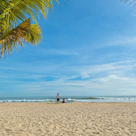 1 Seaview- 2 Gardenview 2Mins To The Beach - Luxury Condotel ファンティエット エクステリア 写真